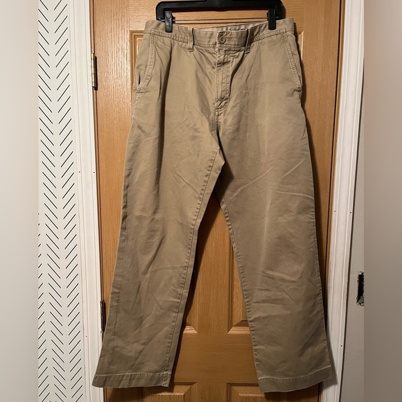 Eddie Bauer Men's Classic Fit Khaki Chinos 35x34 - Picture 2 of 13